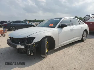 2021 Audi S6 Prestige z VIN WAUFFAF2XMN043211, wystawiony jako Copart lot #56676334 z przebiegiem Nie podano mil oraz Szkody całkowita. Historia ofert i sprzedaży dostępna na DreamBid. Obrazek 1.