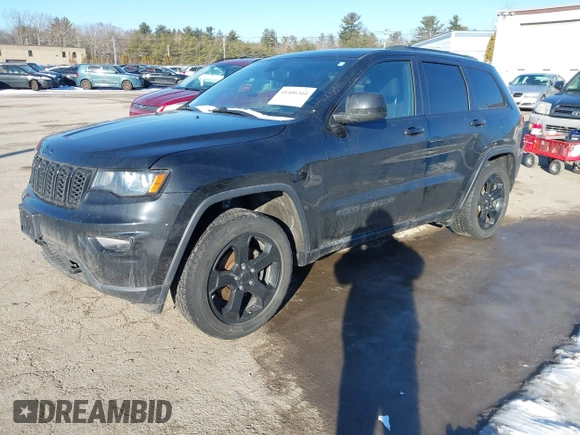 2018 Jeep Grand Cherokee Laredo E with VIN 1C4RJFAGXJC375588, listed as a IAAI auction lot 41406344 with 69,989 mi miles. Bid and sale history available at carsss.com. Image 18.