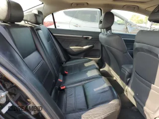 2006 Acura CSX Premium z VIN 2HHFD56726H201917, wystawiony jako Copart lot #67911824 z przebiegiem 242 599 mil mil oraz Tytuł czysty. Historia ofert i sprzedaży dostępna na DreamBid. Obrazek 10.