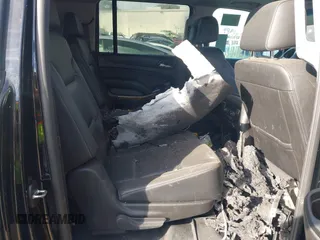 2017 Chevrolet Suburban Premier with VIN 1GNSKJKC6HR225604, listed as a IAAI auction lot 40962301 with Not Provided miles and . Bid and sale history available at DreamBid. Image 8.