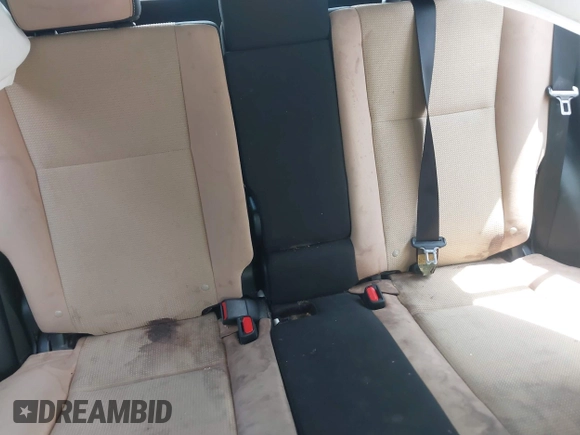 2018 Toyota RAV4 XLE with VIN JTMWFREV7JD111785, listed as a IAAI auction lot 42583535 with 110,724 mi miles and . Bid and sale history available at DreamBid. Image 8.