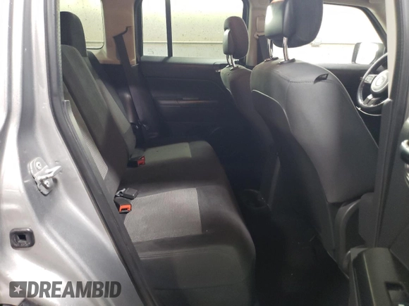 2014 Jeep Patriot Latitude with VIN 1C4NJPFB1ED767103, listed as a Copart auction lot 51844535 with 158,480 mi miles and Salvage title. Bid and sale history available at DreamBid. Image 10.