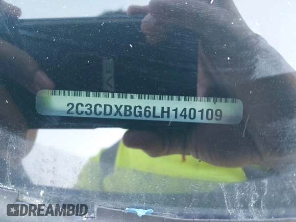 2020 Dodge Charger SXT z VIN 2C3CDXBG6LH140109, wystawiony jako IAAI lot #41500725 z przebiegiem 115 572 mil mil oraz . Historia ofert i sprzedaży dostępna na DreamBid. Obrazek 9.