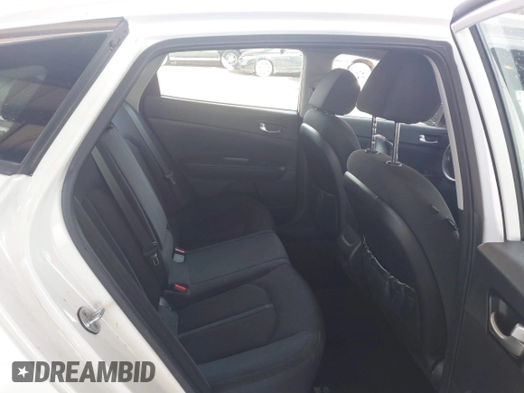 2016 Kia Optima LX z VIN 5XXGT4L31GG049316, wystawiony jako IAAI lot #41786981 z przebiegiem 148 345 mil mil oraz . Historia ofert i sprzedaży dostępna na DreamBid. Obrazek 8.