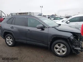 2020 Toyota RAV4 XLE with VIN 2T3P1RFV4LW131273, listed as a IAAI auction lot 41434932 with 55,311 mi miles. Bid and sale history available at carsss.com. Image 13.