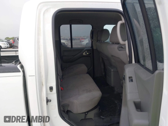 2007 Nissan Frontier SE z VIN 1N6AD09U67C407602, wystawiony jako IAAI lot #42405830 z przebiegiem Nie podano mil oraz . Historia ofert i sprzedaży dostępna na DreamBid. Obrazek 8.
