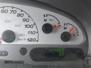 2005 Ford Explorer Sport Trac XLS z VIN 1FMZU77K75UA64821, wystawiony jako IAAI lot #42130275 z przebiegiem 144 888 mil mil oraz . Historia ofert i sprzedaży dostępna na DreamBid. Obrazek 7.