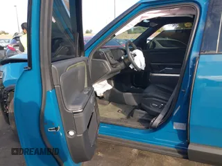 2025 Rivian R1T Adventure z VIN 7FCTGBAA9SN035986, wystawiony jako IAAI lot #41510257 z przebiegiem 2 102 mil mil oraz . Historia ofert i sprzedaży dostępna na DreamBid. Obrazek 5.
