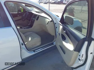 2016 Infiniti QX50 with VIN JN1BJ0RP7GM234860, listed as a IAAI auction lot 41758956 with 66,503 mi miles. Bid and sale history available at carsss.com. Image 5.