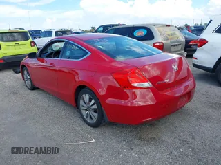2011 Honda Accord EX z VIN 1HGCS1B78BA009759, wystawiony jako IAAI lot #40466469 z przebiegiem 71 769 mil mil oraz . Historia ofert i sprzedaży dostępna na DreamBid. Obrazek 3.