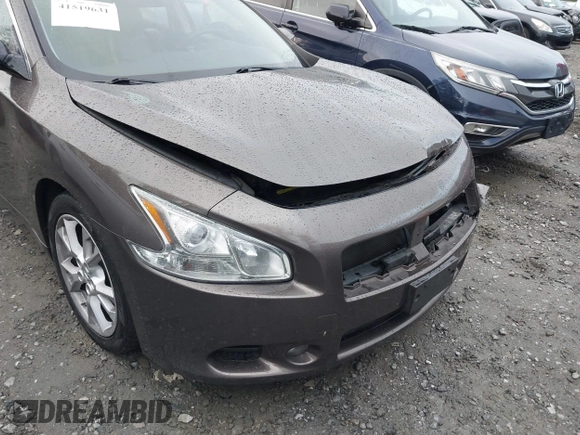 2013 Nissan Maxima SV z VIN 1N4AA5AP5DC819199, wystawiony jako IAAI lot #41519631 z przebiegiem 122 934 mil mil oraz . Historia ofert i sprzedaży dostępna na DreamBid. Obrazek 6.
