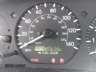 2000 Toyota Camry LE z VIN JT2BF28K3Y0289145, wystawiony jako IAAI lot #42455085 z przebiegiem 202 809 mil mil oraz . Historia ofert i sprzedaży dostępna na DreamBid. Obrazek 15.