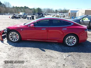2018 Tesla Model S 75D with VIN 5YJSA1E2XJF295777, listed as a IAAI auction lot 41694540 with 70,428 mi miles and . Bid and sale history available at DreamBid. Image 15.
