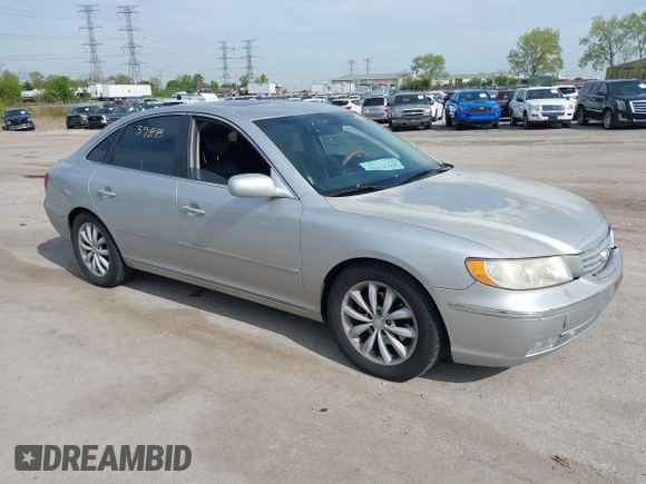 2006 Hyundai Azera SE with VIN KMHFC46F66A088989, listed as a IAAI auction lot 42213988 with 102,532 mi miles and . Bid and sale history available at DreamBid. Image 1.