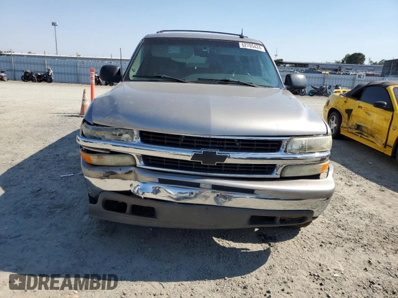 2003 Chevrolet Suburban LT with VIN 3GNEC16T43G178599, listed as a Copart auction lot 62705424 with 227,663 mi miles and Salvage Title. Bid and sale history available at carsss.com. Image 5.