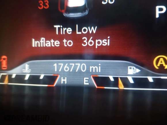 2019 Jeep Cherokee Trailhawk Elite with VIN 1C4PJMBX3KD483704, listed as a IAAI auction lot 40994848 with 176,770 mi miles. Bid and sale history available at carsss.com. Image 16.