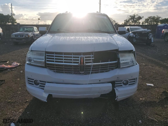 2012 Lincoln Navigator with VIN 5LMJJ2H53CEL06252, listed as a Copart auction lot 70924394 with 145,560 mi miles and Salvage Title. Bid and sale history available at carsss.com. Image 5.