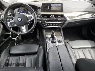 2018 BMW 5 Series 530e xDrive with VIN WBAJB1C51JG623953, listed as a Copart auction lot 51149905 with 86,799 mi miles and Salvage title. Bid and sale history available at DreamBid. Image 8.