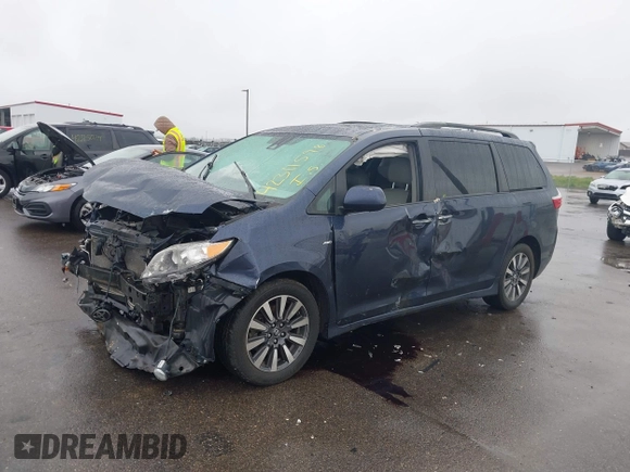 2018 Toyota Sienna XLE with VIN 5TDDZ3DC8JS197365, listed as a IAAI auction lot 42311598 with 199,121 mi miles and . Bid and sale history available at DreamBid. Image 17.
