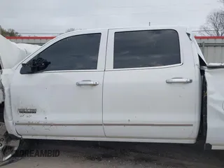 2018 Chevrolet Silverado 1500 LT with VIN 3GCPCREC2JG532103, listed as a IAAI auction lot 41698181 with Not Provided miles and . Bid and sale history available at DreamBid. Image 15.