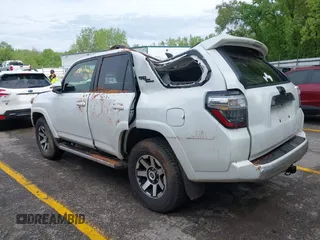2024 Toyota 4Runner TRD Off Road with VIN JTERU5JR8R6282416, listed as a IAAI auction lot 42330108 with 9,131 mi miles and . Bid and sale history available at DreamBid. Image 3.