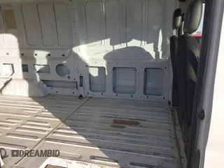 2023 Ford Transit Cargo с VIN 1FTBR3X80PKB45078, выставлен на аукционе IAAI как лот 41487801 с пробегом 39 060 миль миль и . История ставок и продаж доступна на DreamBid. Изображение 8.