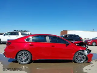 2022 Kia Forte GT with VIN 3KPF44AC2NE485559, listed as a IAAI auction lot 41691638 with 69,963 mi miles. Bid and sale history available at carsss.com. Image 13.