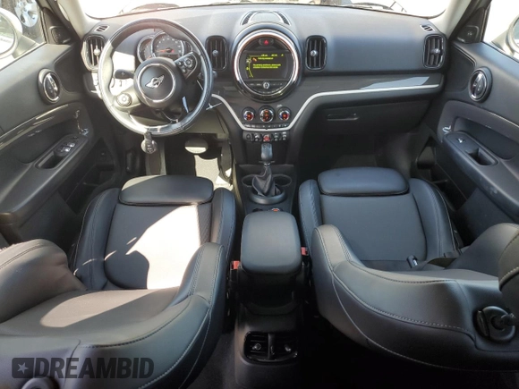 2018 MINI Countryman Cooper S with VIN WMZYT3C32J3E00307, listed as a Copart auction lot 62218445 with 41,652 mi miles and Salvage title. Bid and sale history available at DreamBid. Image 8.