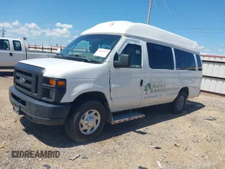 2012 Ford Econoline Cargo Commercial z VIN 1FTNS2EW8CDA92514, wystawiony jako IAAI lot #42455632 z przebiegiem 280 019 mil mil oraz . Historia ofert i sprzedaży dostępna na DreamBid. Obrazek 17.