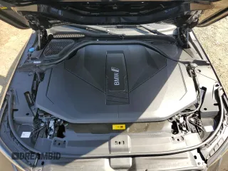 2024 BMW i5 eDrive40 z VIN WBY33FK04RCR21619, wystawiony jako Copart lot #71286594 z przebiegiem 6270 mil mil oraz Szkody całkowita. Historia ofert i sprzedaży dostępna na DreamBid. Obrazek 11.
