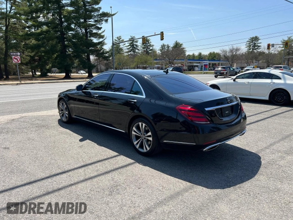 2019 Mercedes-Benz S 450 with VIN WDDUG6EB0KA482742, listed as a Copart auction lot 54208435 with 186,297 mi miles and Clean title. Bid and sale history available at DreamBid. Image 3.