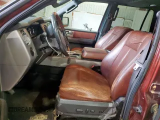 2008 Ford Expedition Eddie Bauer z VIN 1FMFU17538LA65484, wystawiony jako Copart lot #59792765 z przebiegiem 233 309 mil mil oraz Czysty tytuł • Clean title. Historia ofert i sprzedaży dostępna na DreamBid. Obrazek 7.
