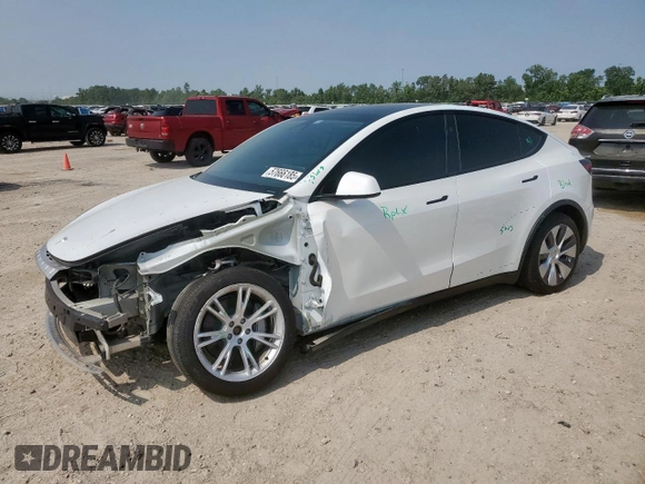 2024 Tesla Model Y Long Range с VIN 7SAYGDEE5RA261374, выставлен на аукционе Copart как лот 57666185 с пробегом 30 174 миль миль и Списание • Salvage title. История ставок и продаж доступна на DreamBid. Изображение 1.