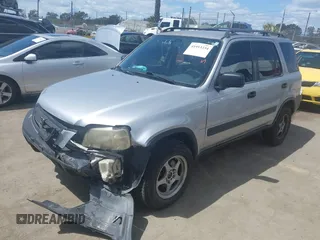 2001 Honda CR-V LX with VIN JHLRD18431C015913, listed as a IAAI auction lot 41953334 with 185,626 mi miles. Bid and sale history available at carsss.com. Image 2.