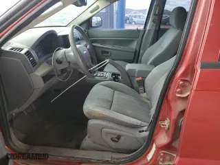 2005 Jeep Grand Cherokee Laredo with VIN 1J4GS48K25C585315, listed as a Copart auction lot 49185765 with 153,221 mi miles and Clean Title. Bid and sale history available at carsss.com. Image 7.