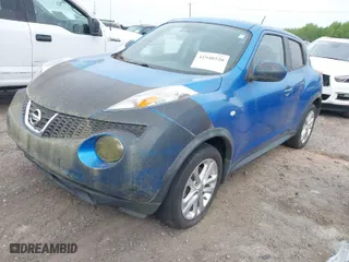 2011 Nissan Juke SL with VIN JN8AF5MR2BT007210, listed as a IAAI auction lot 41948520 with 161,580 mi miles. Bid and sale history available at carsss.com. Image 2.