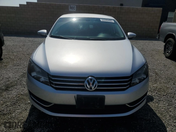 2012 Volkswagen Passat SE with VIN 1VWBP7A3XCC042049, listed as a Copart auction lot 55990465 with 116,659 mi miles and Salvage title. Bid and sale history available at DreamBid. Image 5.