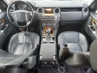 2013 Land Rover LR4 HSE z VIN SALAG2D46DA673179, wystawiony jako Copart lot #47958575 z przebiegiem 210 246 mil mil oraz Czysty tytuł • Clean title. Historia ofert i sprzedaży dostępna na DreamBid. Obrazek 8.