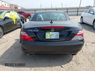 2014 Mercedes-Benz SLK 350 z VIN WDDPK5HA5EF080540, wystawiony jako IAAI lot #42326926 z przebiegiem 62 565 mil mil oraz . Historia ofert i sprzedaży dostępna na DreamBid. Obrazek 16.
