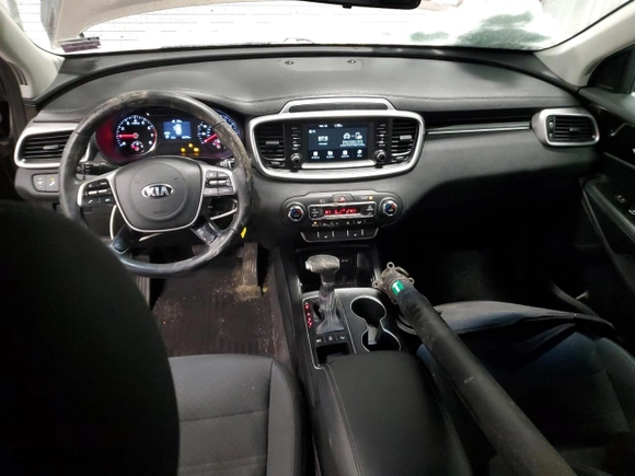 2019 Kia Sorento LX V6 with VIN 5XYPGDA54KG589644, listed as a Copart auction lot 45004745 with 65,878 mi miles and Salvage Title. Bid and sale history available at carsss.com. Image 8.