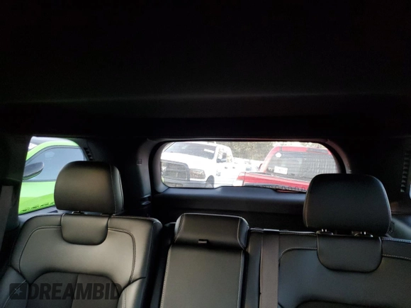 2023 Jeep Grand Cherokee Laredo с VIN 1C4RJGAG2PC662664, выставлен на аукционе Copart как лот 82878804 с пробегом 9 800 миль миль и Списание • Salvage title. История ставок и продаж доступна на DreamBid. Изображение 10.