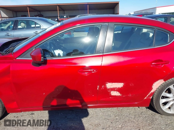 2015 Mazda 3 S Grand Touring z VIN JM1BM1W36F1253699, wystawiony jako IAAI lot #42204557 z przebiegiem 132 626 mil mil oraz . Historia ofert i sprzedaży dostępna na DreamBid. Obrazek 15.