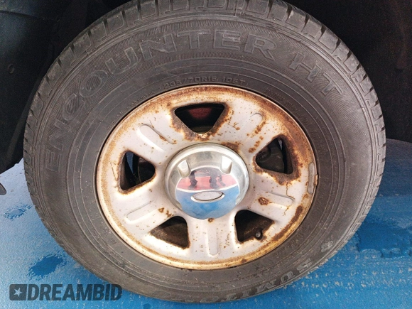 2006 Ford Explorer XLS z VIN 1FMEU72E26UB03509, wystawiony jako IAAI lot #42511818 z przebiegiem 126 541 mil mil oraz . Historia ofert i sprzedaży dostępna na DreamBid. Obrazek 23.