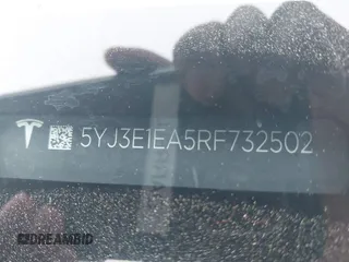 2024 Tesla Model 3 z VIN 5YJ3E1EA5RF732502, wystawiony jako IAAI lot #41871400 z przebiegiem 15 715 mil mil oraz . Historia ofert i sprzedaży dostępna na DreamBid. Obrazek 9.
