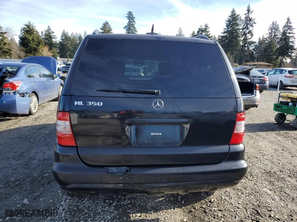 2004 Mercedes-Benz M-Class 3.5L with VIN 4JGAB57E34A491480, listed as a Copart auction lot 44388395 with 114,630 mi miles and Salvage Title. Bid and sale history available at carsss.com. Image 6.