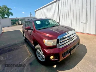 2011 Toyota Sequoia SR5 with VIN 5TDBW5G14BS044067, listed as a Copart auction lot 54800695 with 288,935 mi miles and Clean Title. Bid and sale history available at carsss.com. Image 1.