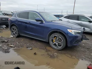 2019 Alfa Romeo Stelvio Ti with VIN ZASPAKBN4K7C58880, listed as a Copart auction lot 49688885 with 43,764 mi miles and Clean title. Bid and sale history available at DreamBid. Image 4.