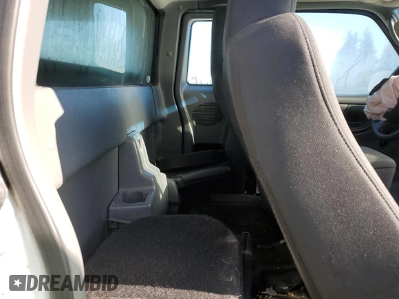 2004 Ford Ranger XLT Appearance with VIN 1FTYR44E54PA33398, listed as a Copart auction lot 68923794 with 286,558 mi miles and Salvage Title. Bid and sale history available at carsss.com. Image 10.