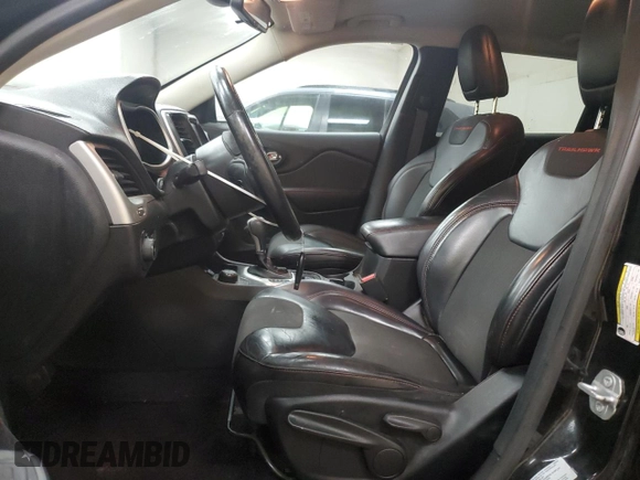 2017 Jeep Cherokee Trailhawk with VIN 1C4PJMBS8HW545440, listed as a Copart auction lot 61485375 with 202,369 mi miles and Clean title. Bid and sale history available at DreamBid. Image 7.