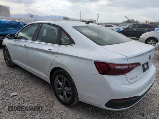 2024 Volkswagen Jetta SE with VIN 3VW7M7BU0RM012863, listed as a Copart auction lot 60212015 with 14,652 mi miles and Salvage title. Bid and sale history available at DreamBid. Image 2.